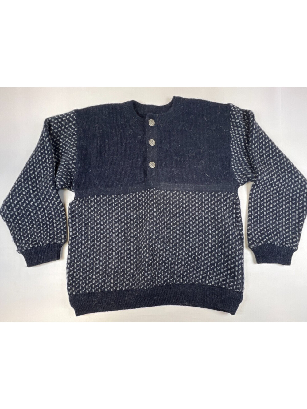 Vintage L.L. Bean Men L Navy Blue Wool Blend Nordic Fair Isle Pullover